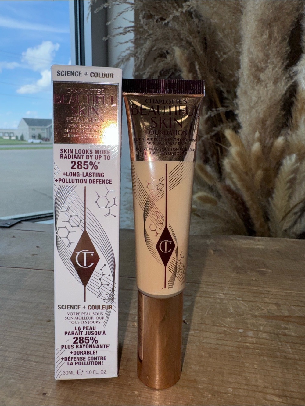 Charlotte Tilbury Beautiful Skin Foundation shade 5 neutral